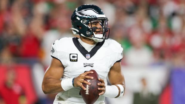 jalen hurts bucs 433